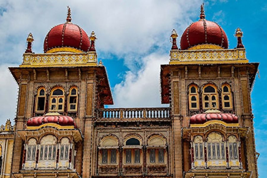 Cultural Majesty: A 2-Day Journey through the Palaces, Gardens, and Markets of Mysore